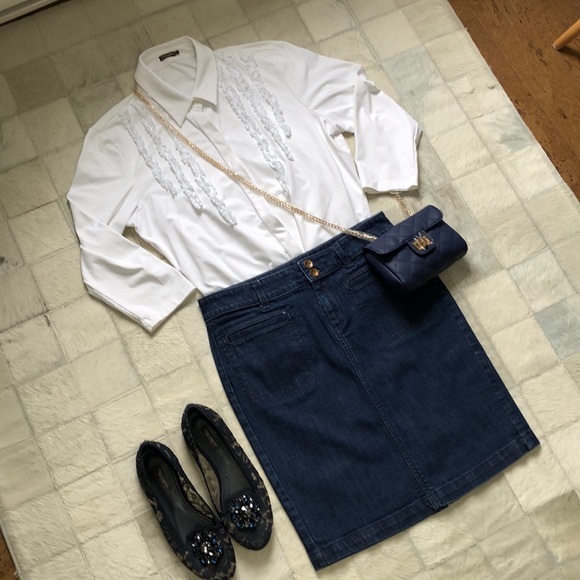 Banana Republic jeans skirt - Picture 4 of 11